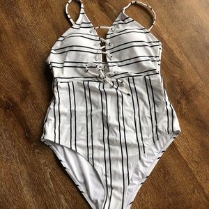 Cupshe One Piece NEVER WORN!!!